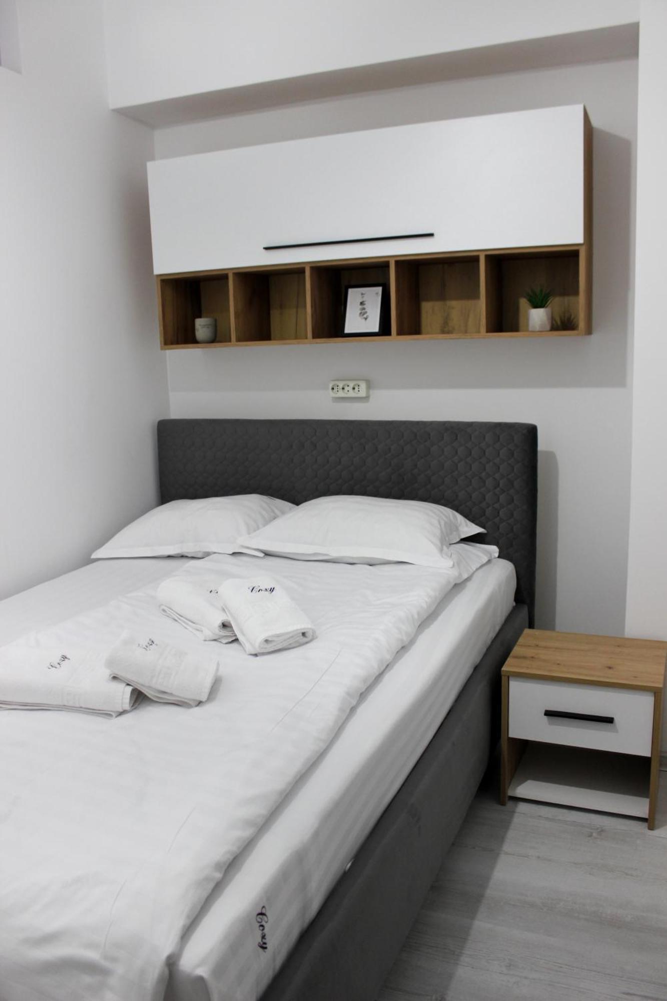 Cozy Apartments In Centre Of Suceava Near Kaufland And University ภายนอก รูปภาพ